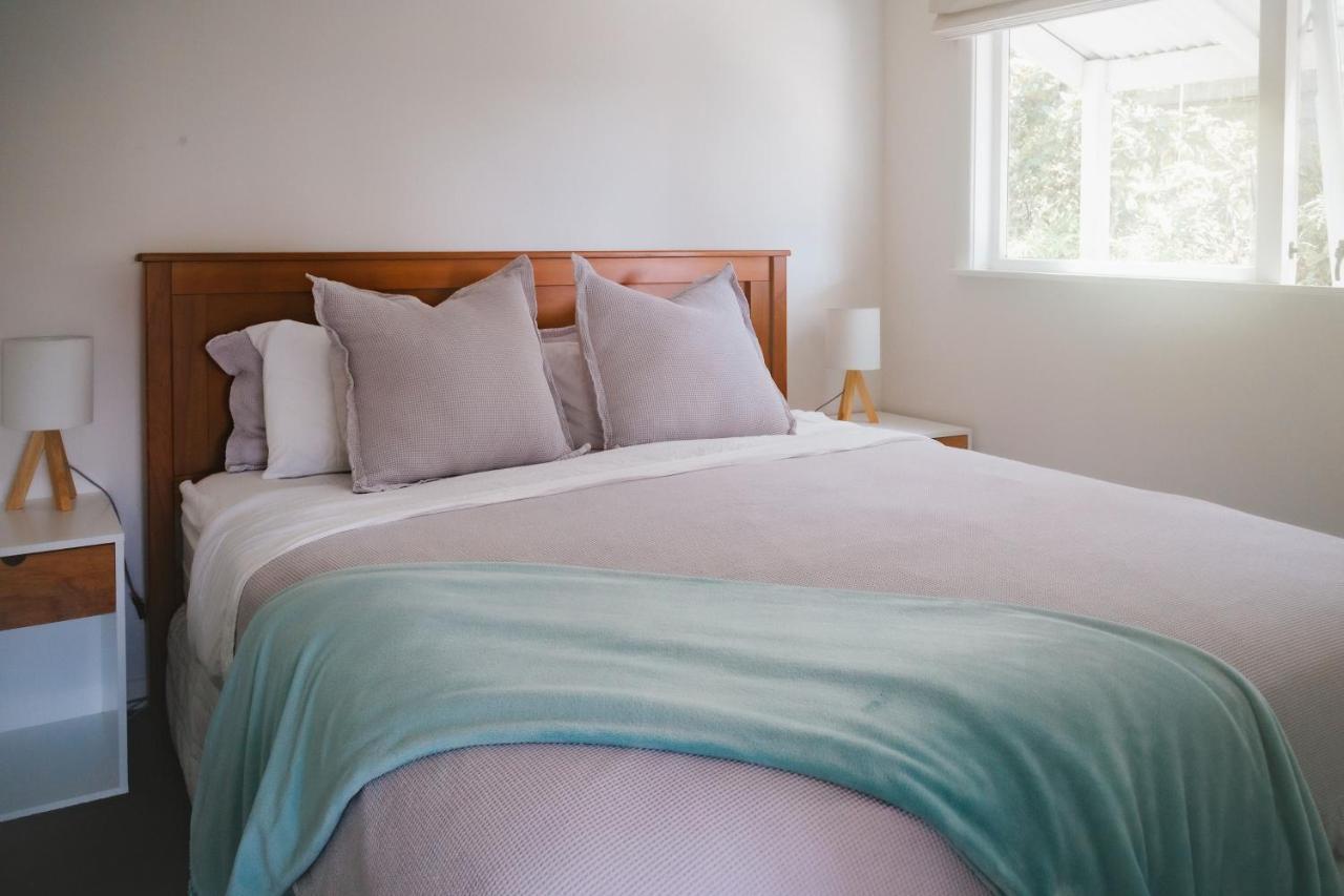 Te Puna Cottage Gardens B&B 陶朗加 外观 照片