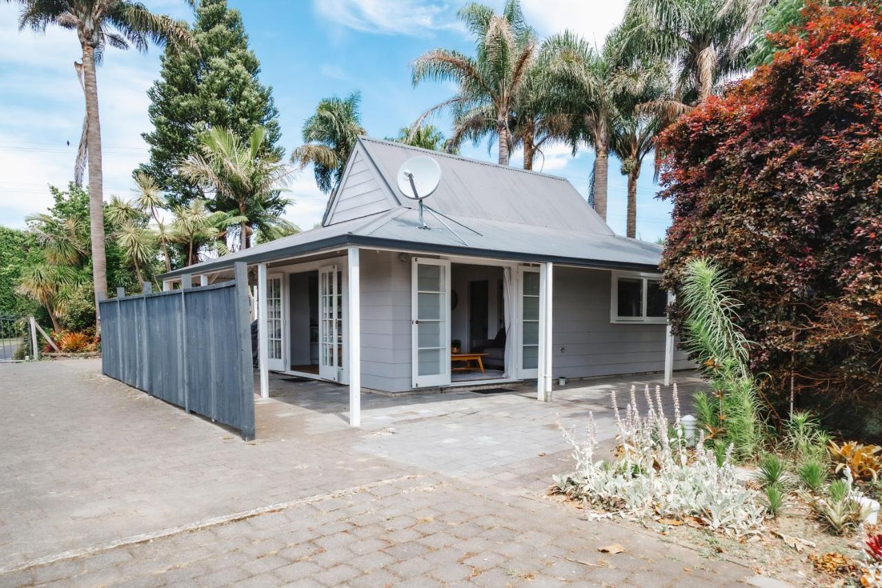 Te Puna Cottage Gardens B&B 陶朗加 外观 照片